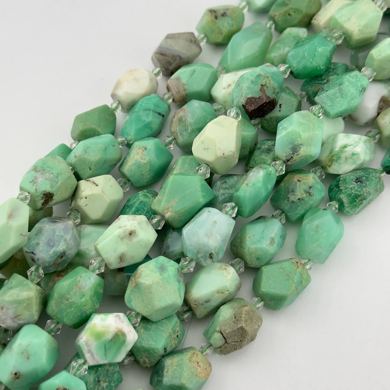 Хризопраз размер 11*15мм натуральные камни